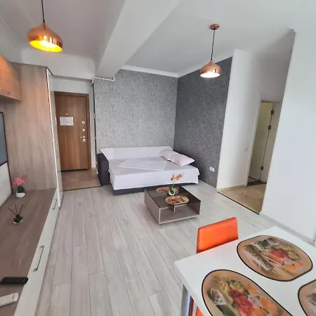 2 Solid House 387 Etaj 7 Apartman Mamaia